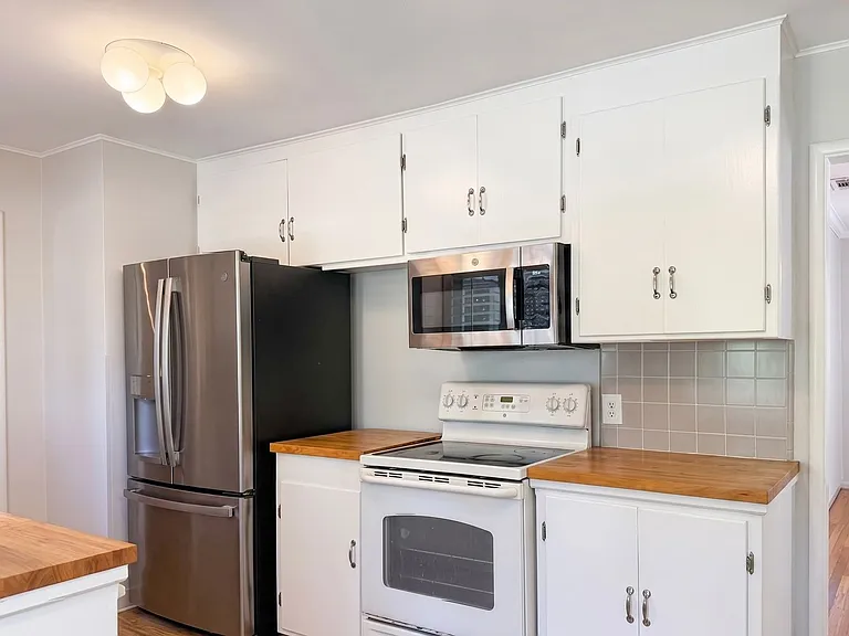3345 Rowland Dr — Photo 9