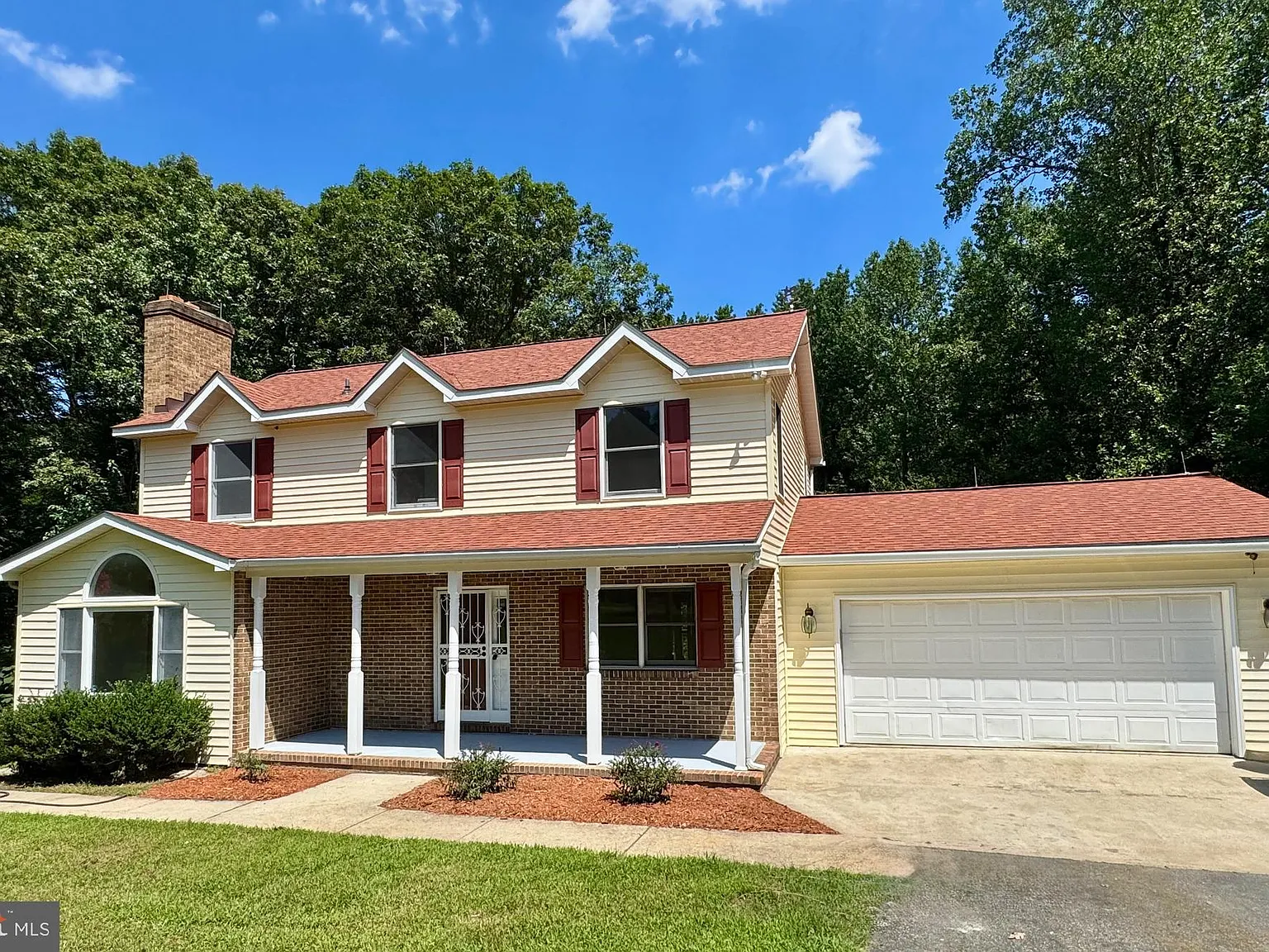 4 bed, 3.5 bath, 2940 sqft, $3,495 — Photo 2