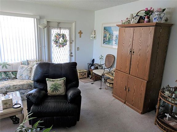 2nd image of 76 Ventnor D #76