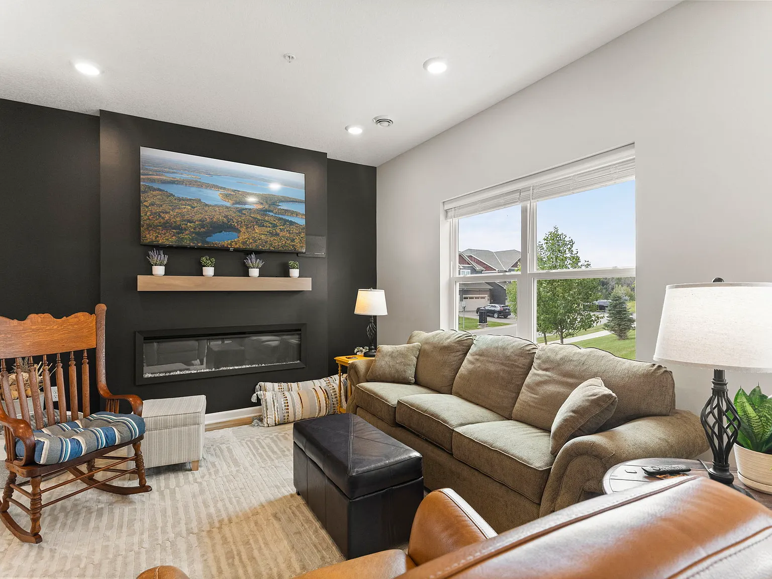 3 bed, 1667 sqft, $3,000 — Photo 4