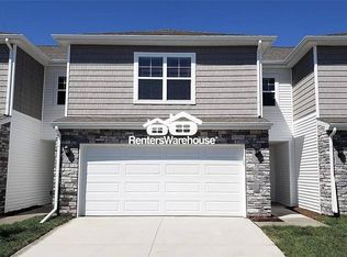 2205 Bugge Dr, Adel, IA 50003