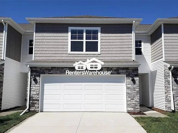 2205 Bugge Dr, Adel, IA