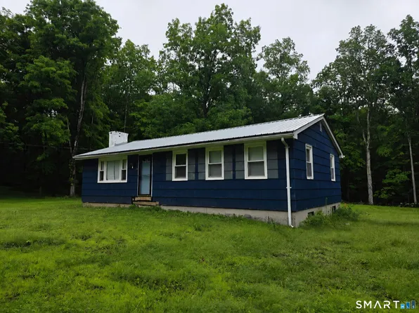 16 Fermier Road, Willington, CT 06279