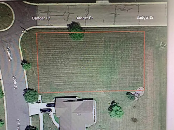 404 S 6th St, Evansville, WI 53536