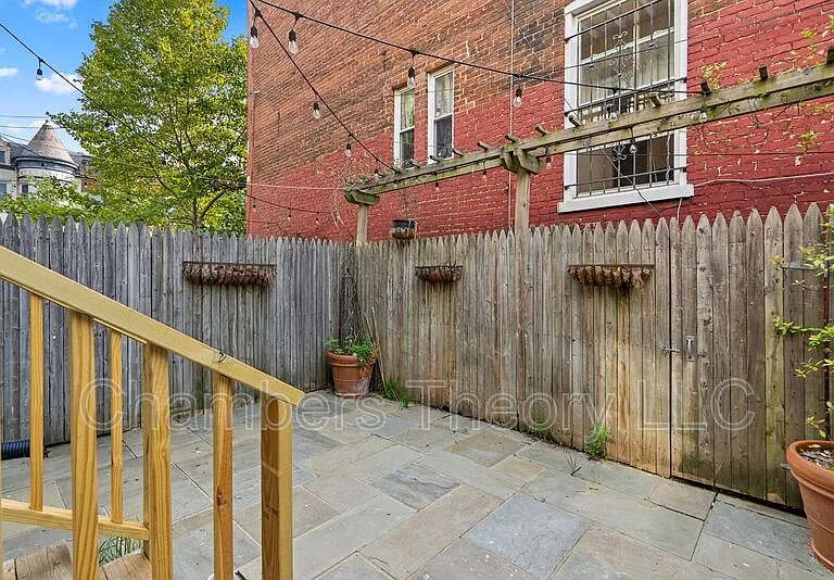 1745 1st St NW — Photo 48