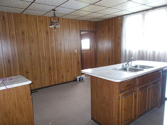 5th image of 403 N Drake St