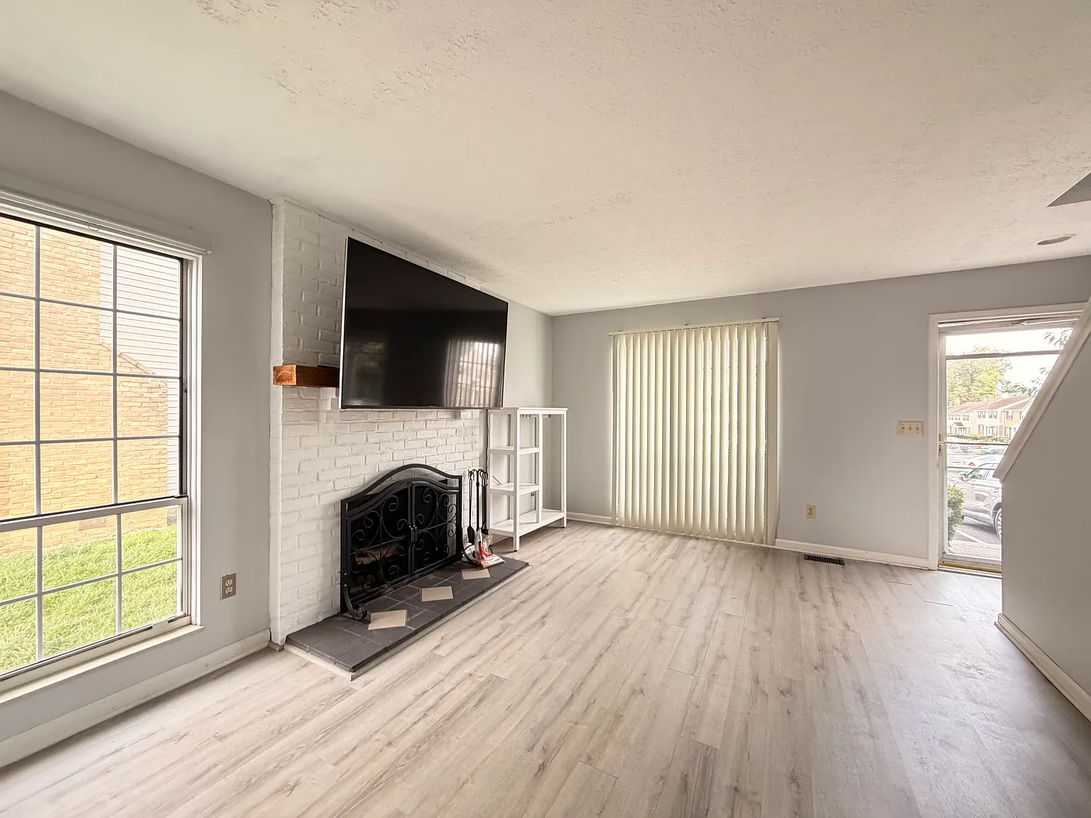 2 bed, 1.5 bath, 1156 sqft, $1,480 — Photo 1