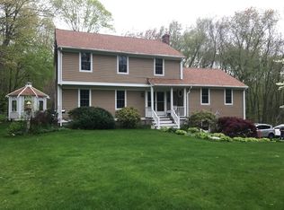 126 Trout Brook Ln, Scituate, RI 02831
