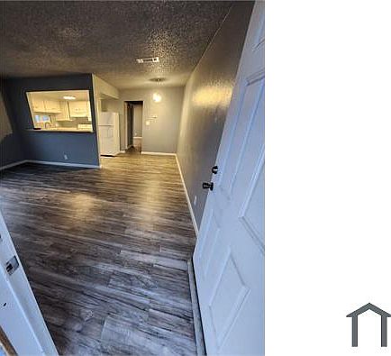5th image of 510 McKellar Cir APT 3
