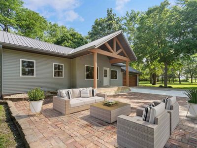 1636 Jepsen Rd, Cedar Falls, IA, 50613