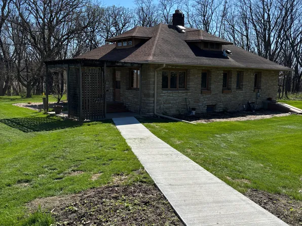 4401 65th St NE, Rochester, MN 55906