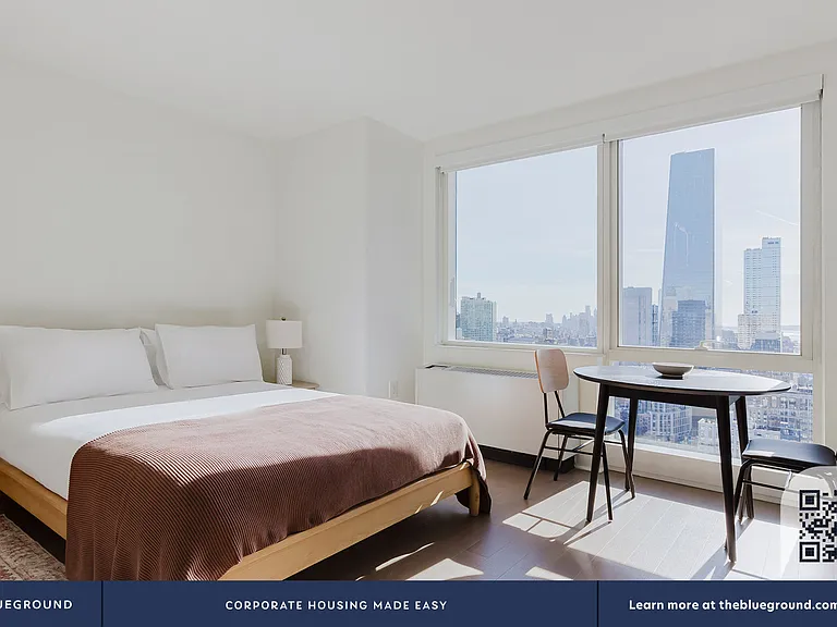 450 W 42nd St #36J — Photo 10