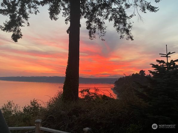 9775 NE Shore Drive, Indianola, WA 98342