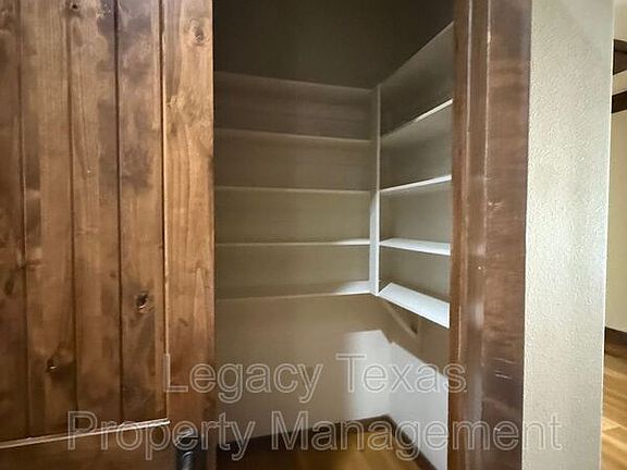 5th image of 875 N Main St #103