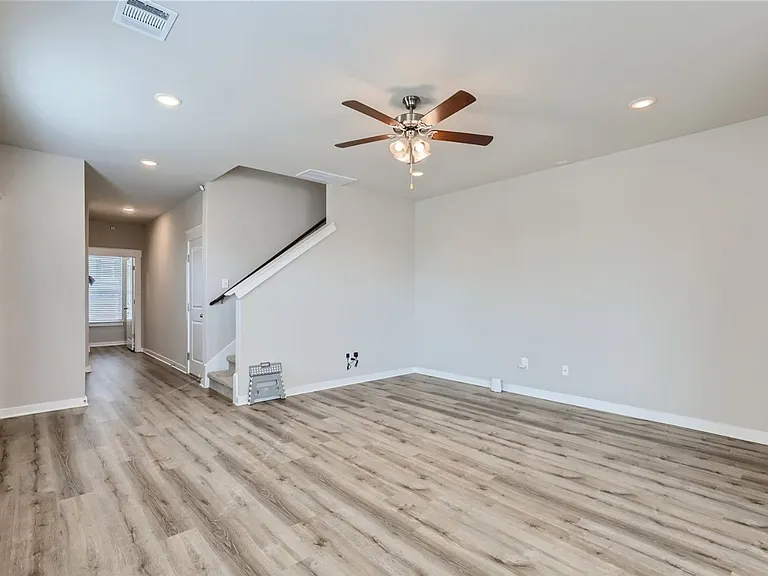 2233 Rocoso Trl — Photo 7