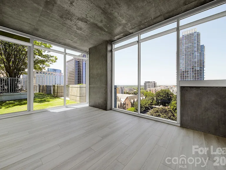 210 N Church St #1002 — Photo 10