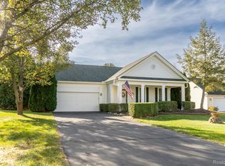 7836 Howard St, Whitmore Lake, MI 48189