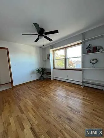 2nd Bedroom or office space.
Full closet
Shelving can be taken down if required
