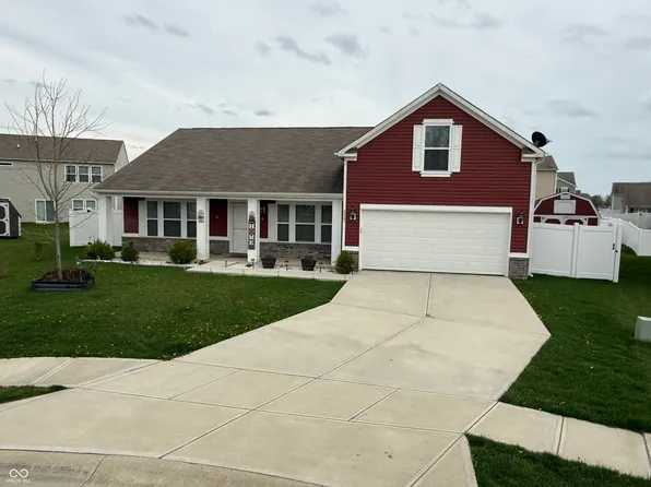 2061 Beacon Ct, Columbus, IN 47201