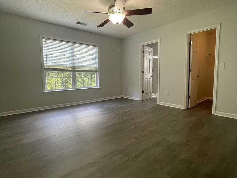27 E Morningside Dr — Photo 6