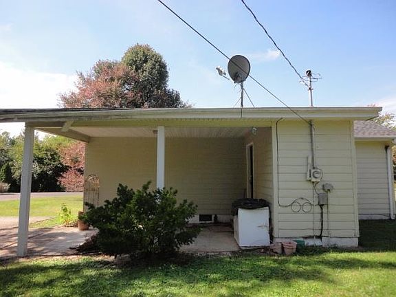 5th image of 1420 Meadowlark Dr