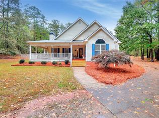 995 Hodges Cir, Mansfield, GA 30055