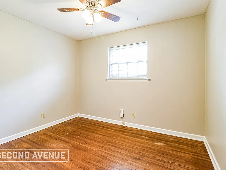 8110 Alvin Ln — Photo 16