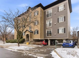 711 Churchill Ave N #402, Ottawa, ON K1Z 5G6