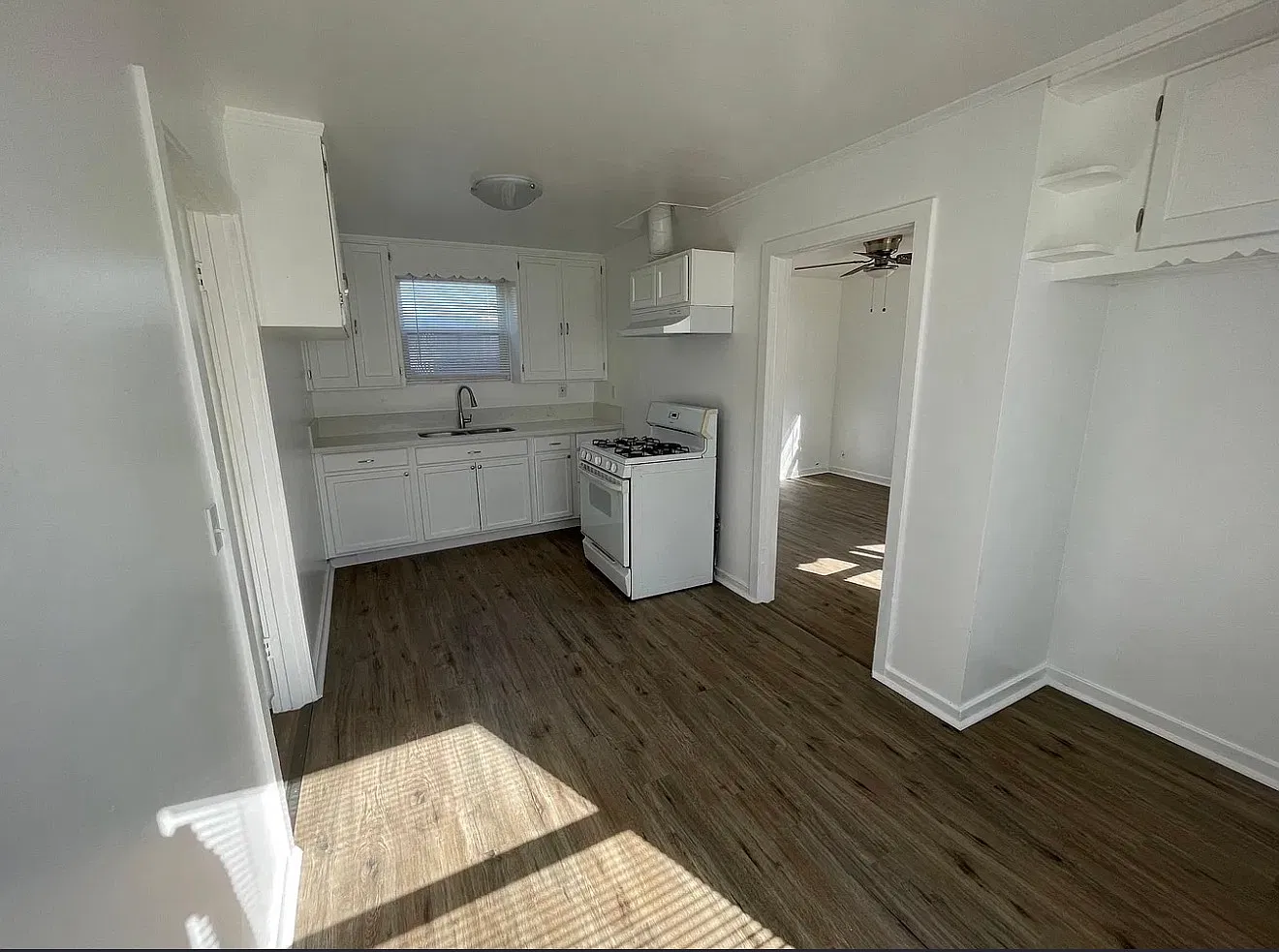 2819 1/2 I Ave — Photo 2