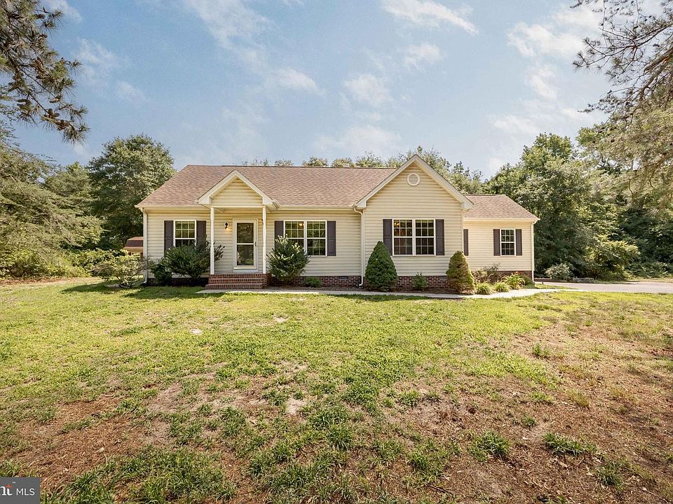 1st image of 6033 Deer Creek Dr