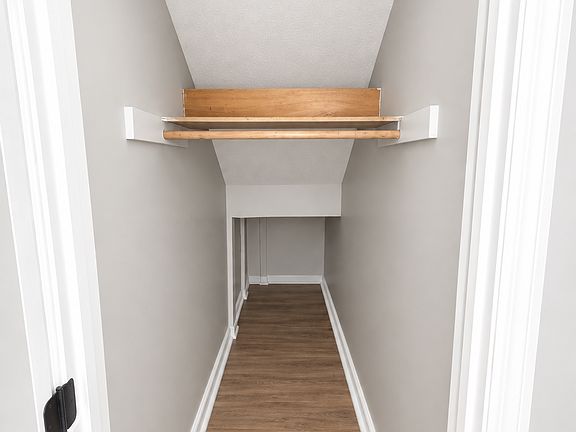 3rd image of 1814 Indianapolis Rd #1814