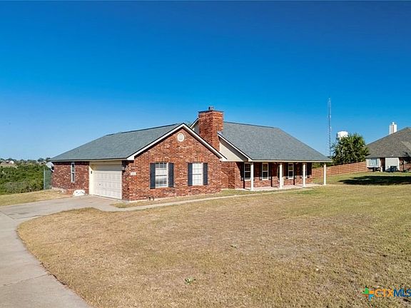 3rd image of 2304 Freedom Ln