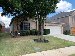2821 Cedar Ridge Ln, Fort Worth, TX 76177