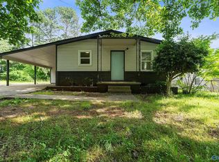 615 Kennan Rd NW, Huntsville, AL 35811