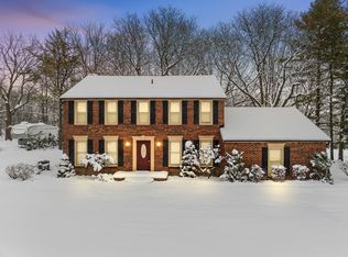 5199 Aintree Rd, Rochester, MI 48306