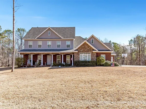 582 Lake Point Rd, Eclectic, AL 36024