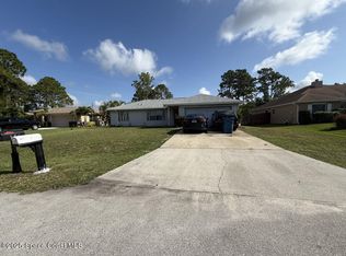 171 Galveston St SW, Palm Bay, FL 32908