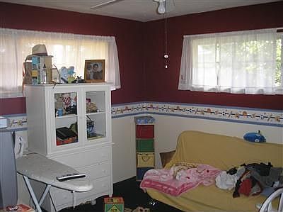 4th image of 1447 W Sussex Way
