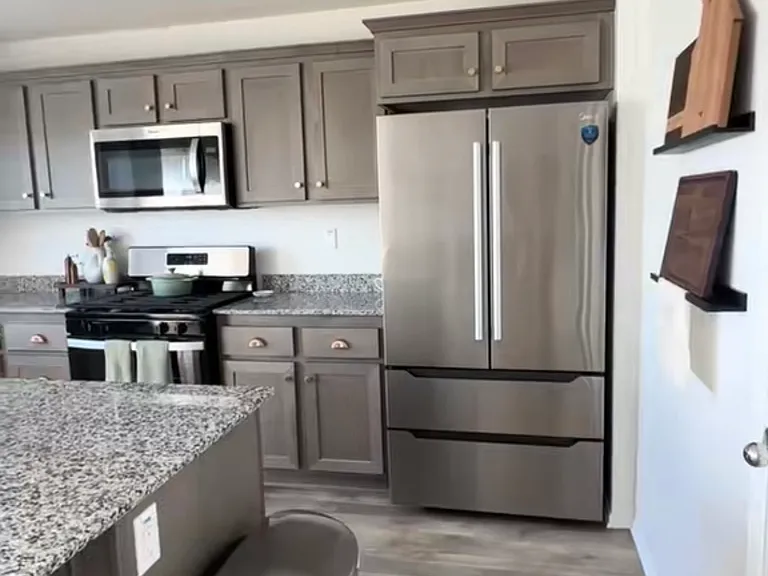 28743 Camaro Dr — Photo 6