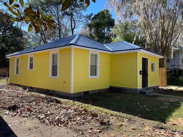1515 E 32nd St, Savannah, GA 31404