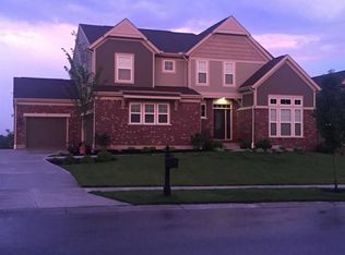 10071 Plantation Pointe Dr, Loveland, OH 45140