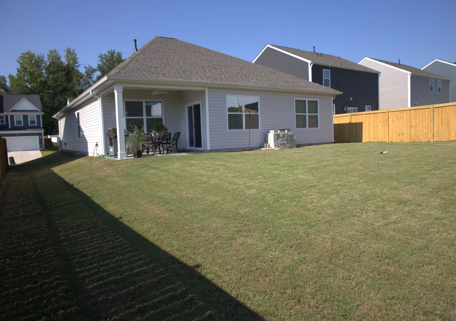 3 bed, 1650 sqft, $2,000 — Photo 4