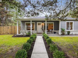 5915 SW Haines St, Portland, OR 97219