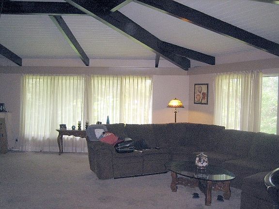 2nd image of 1937 Southwestern Dr