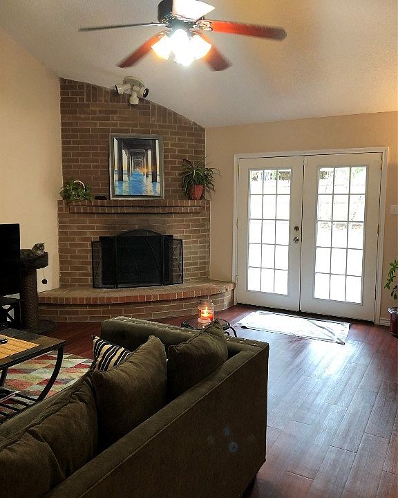 1st image of 6301 Elm Springs Dr