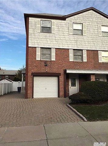 1st image of 22507 59th Ave