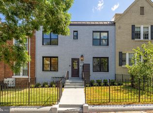 1114 Penn St NE APT 1, Washington, DC 20002