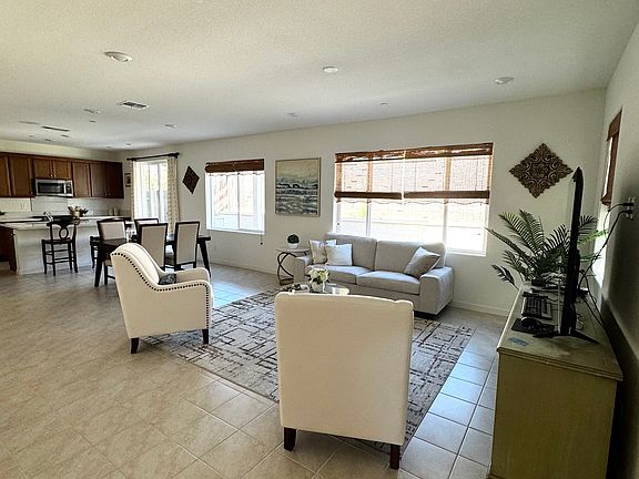 2nd image of 3452 Cantor Dr