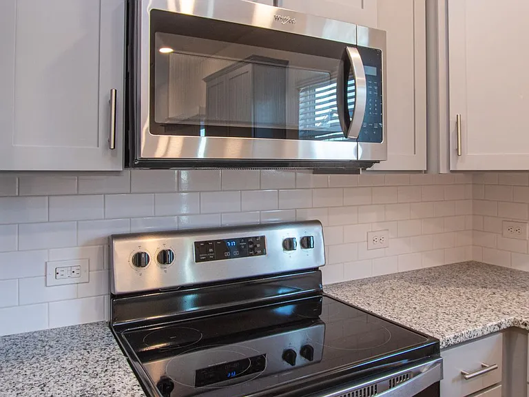 7030 Duncan Acres Dr — Photo 8