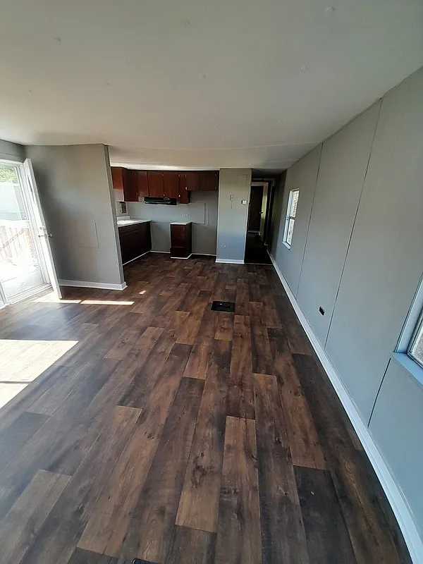 2 bed, 1.0 bath, $850 — Photo 4